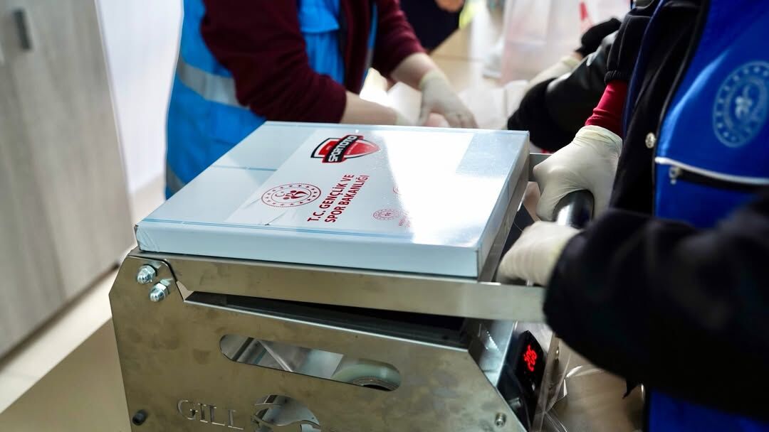 Bir Kapı Çaldık, Bir Gönle Dokunduk 🤍Komşum Projesi Ile Uluborlu Yurdumuzda Kalan Gençlerimiz, (4)