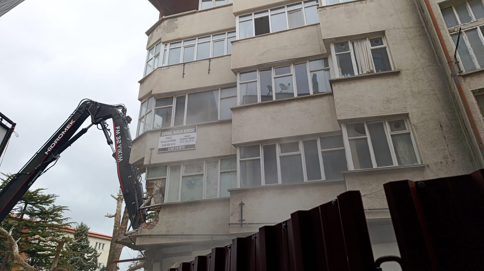 Dac2B073 D51A 40D4 Abef 3457A7A5E778