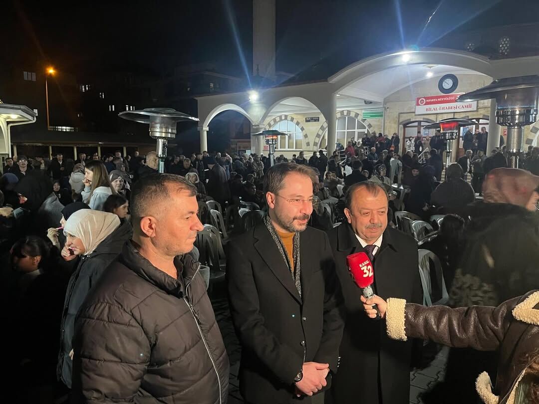 Davraz Mahallesi Bilal I Habeşi Cami Ramazan Buluşmamızı Gerçekleştirdik.seçimden Seçime Değilgü