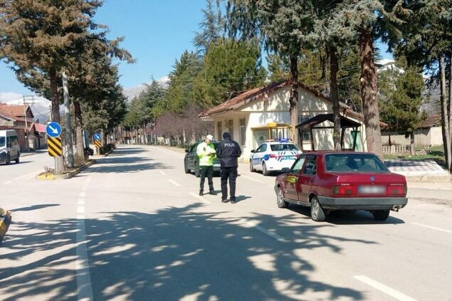 🚔 Okul Önleri̇ Ve Asayi̇ş Uygulamasi 🚔📷 İl Merkezi, Sütçüler, Gelendost🗓️ 02.03.2026 Günü Il M (3)