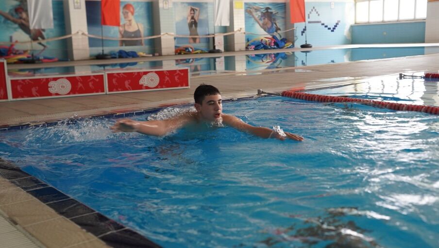 🏊 ♂️ Özel Kulaçlar, Engel Tanımayan Başarılar ✨Özel Sporcular Yüzme İl Şampiyonası, Havuzda Ser (2)