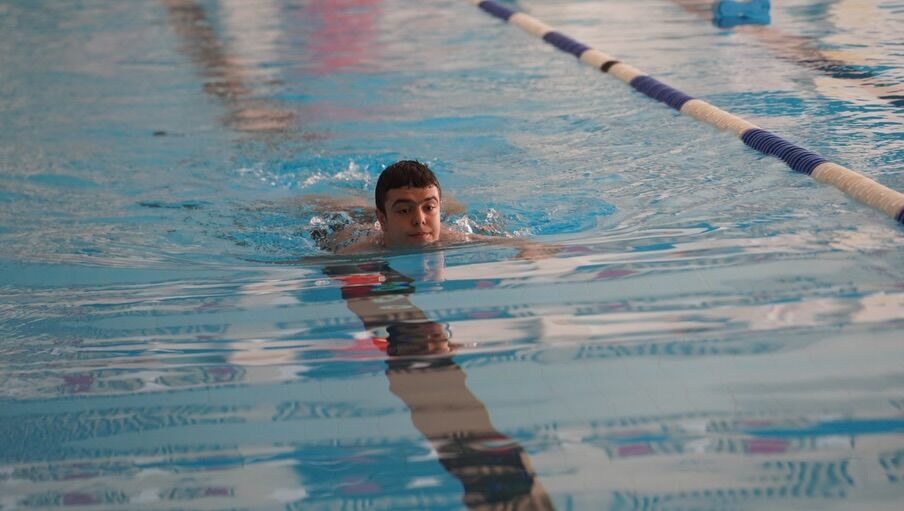 🏊 ♂️ Özel Kulaçlar, Engel Tanımayan Başarılar ✨Özel Sporcular Yüzme İl Şampiyonası, Havuzda Ser (3)