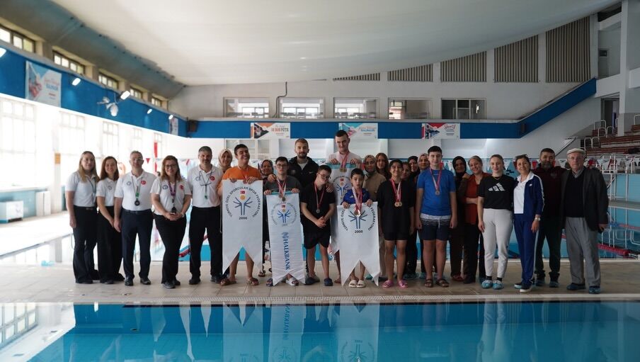 🏊 ♂️ Özel Kulaçlar, Engel Tanımayan Başarılar ✨Özel Sporcular Yüzme İl Şampiyonası, Havuzda Ser (4)