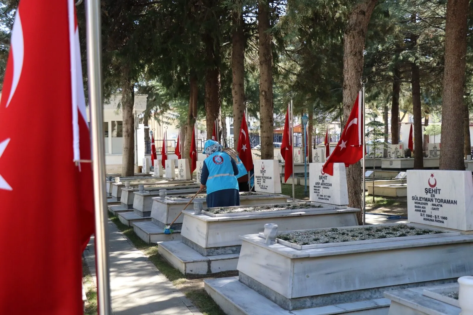 Şehitlik Temizlik (1)