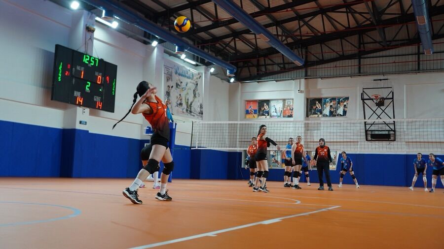 🏐 Yurtli̇g Voleybol Akdeniz Bölge Şampiyonası’nda 1. Gün Tamamlandı 🔥İlimizde Düzenlenen Şampiy (3)