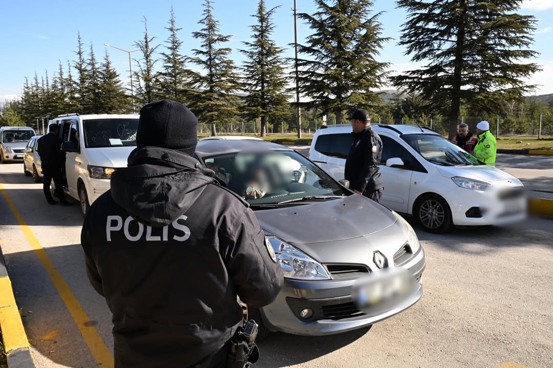 🗓 11 12.04.2026 Tarihleri Arasında;📍Eğirdir Yolu📍Sav Kavşağı📍Koçtepe Ünikent Kavşağı📍Gölc (1)