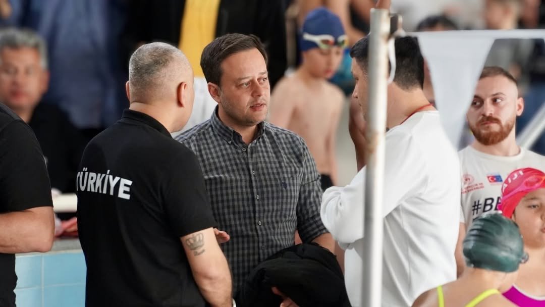 🏊 ♂️🇹🇷 23 Nisan Minikler A Yüzme Şenliği Coşkuyla Sona Erdi23 Nisan Coşkusunun Hâkim Olduğu T (1)