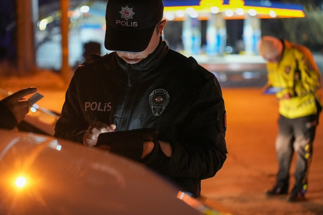 🗓 24 25.04.2026 Tarihleri Arasında;📍Sdü Kavşağı 📍Sav Kavşağı📍Gölcük Yolu – 1001 Evleri Kavşa (3)