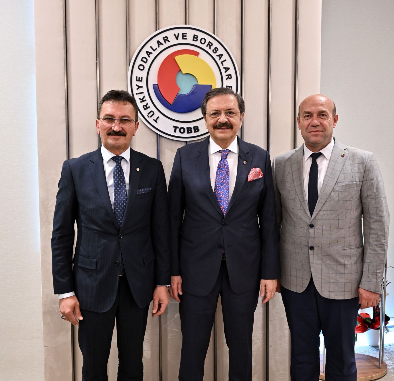 2A31Ce05 3E82 46De A690 Acf26D8A4Fda