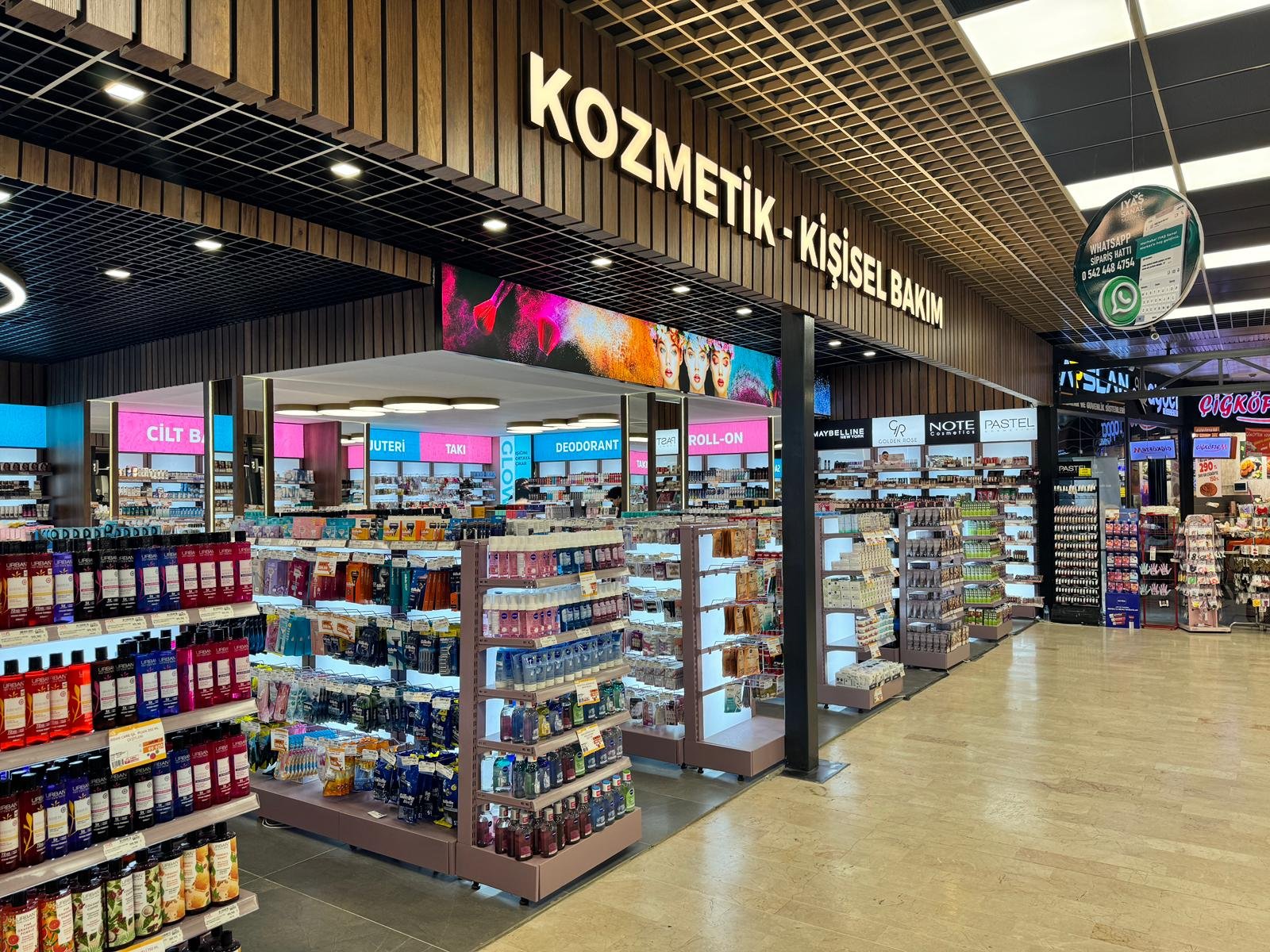 52B50Ff1 B367 4F14 9D07 6472458D638B