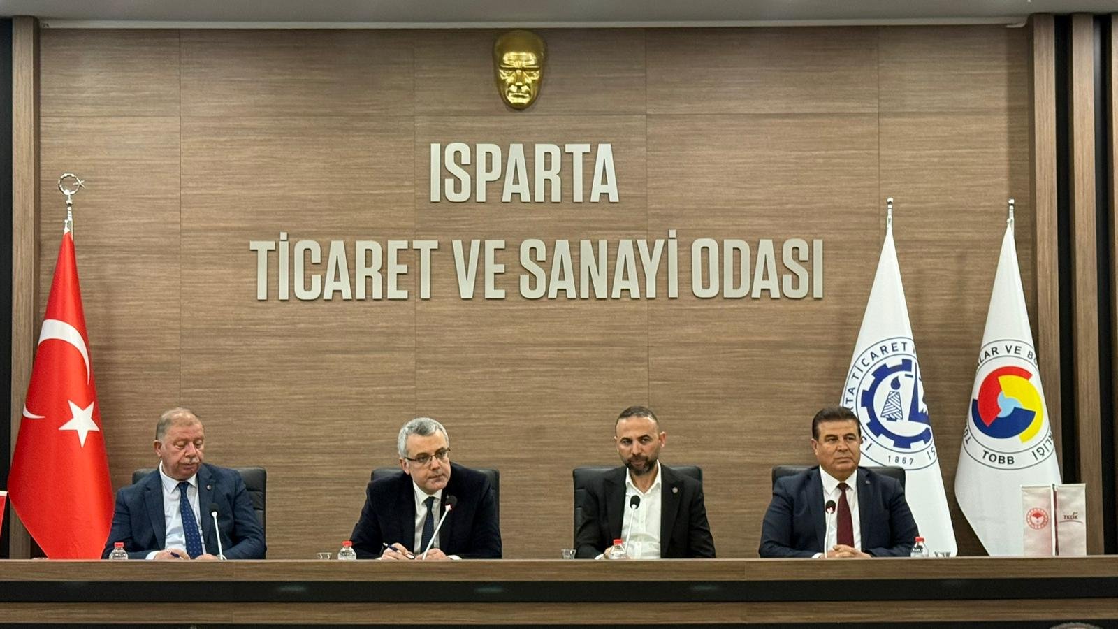 8D0F13F9 8D8E 4Ae4 A919 6B1D30A4119E