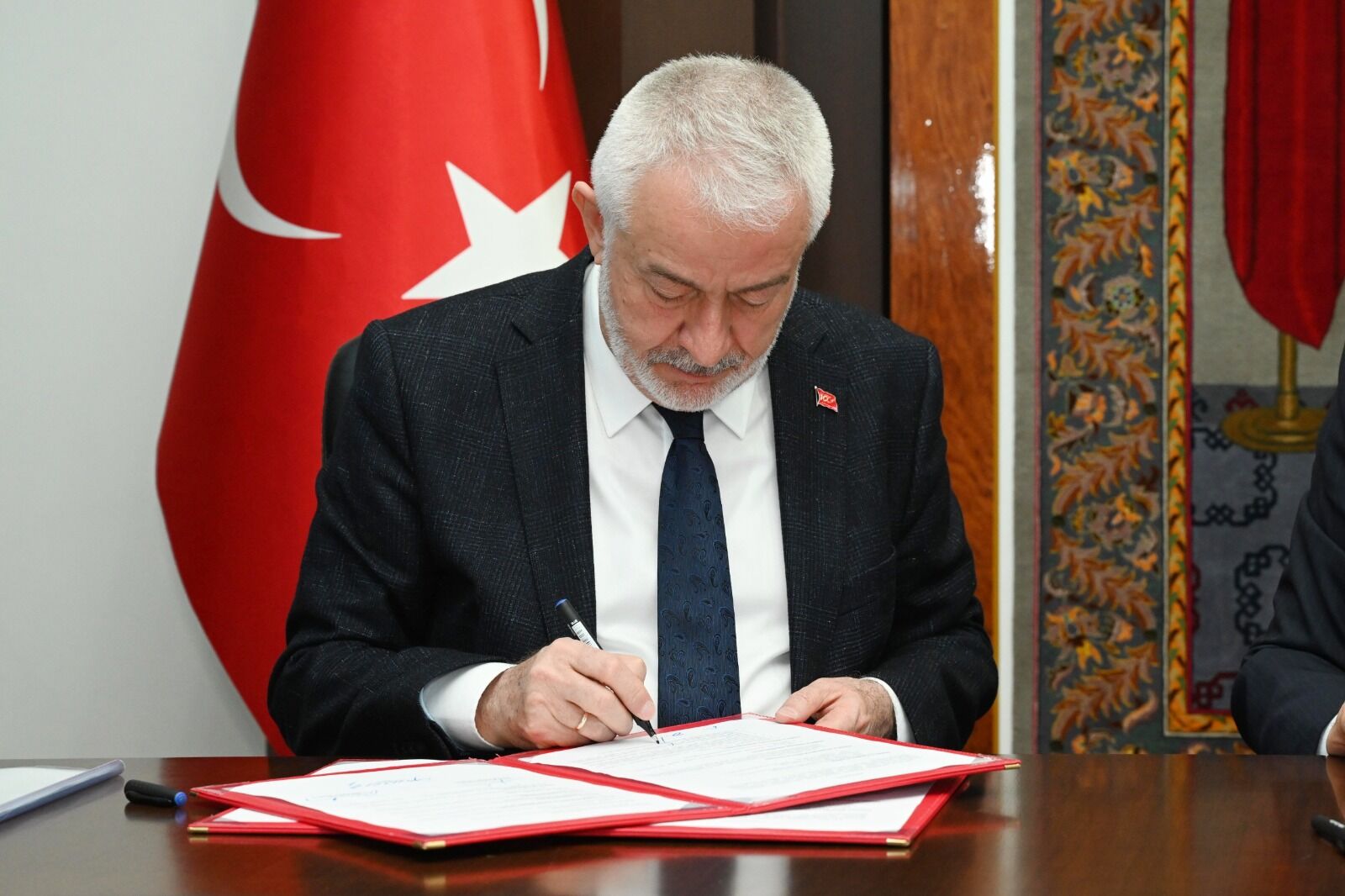 Isparta Belediyesi 3 Okul (5)