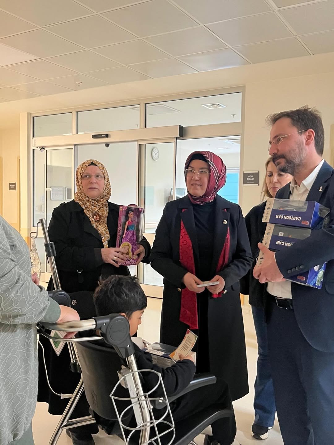 Kadın Kolları Başkanımız Dilek Gündüz Ve Yönetim Kurulu Üyeleri Ile Birlikte, Şehir Hastanemizde (9)