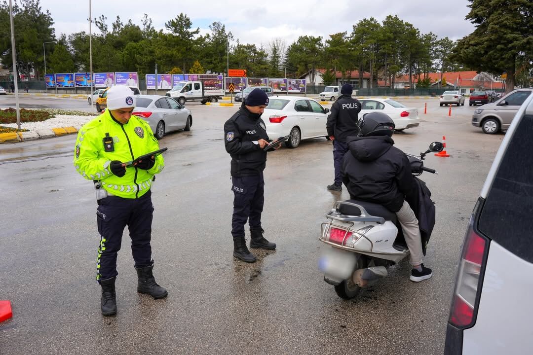 🚨 Motosi̇klet Ve Motorlu Bi̇si̇kletlere Yöneli̇k Deneti̇m 🚨🗓️03.04.2026 04.04.2026 Tarihleri Aras (1)