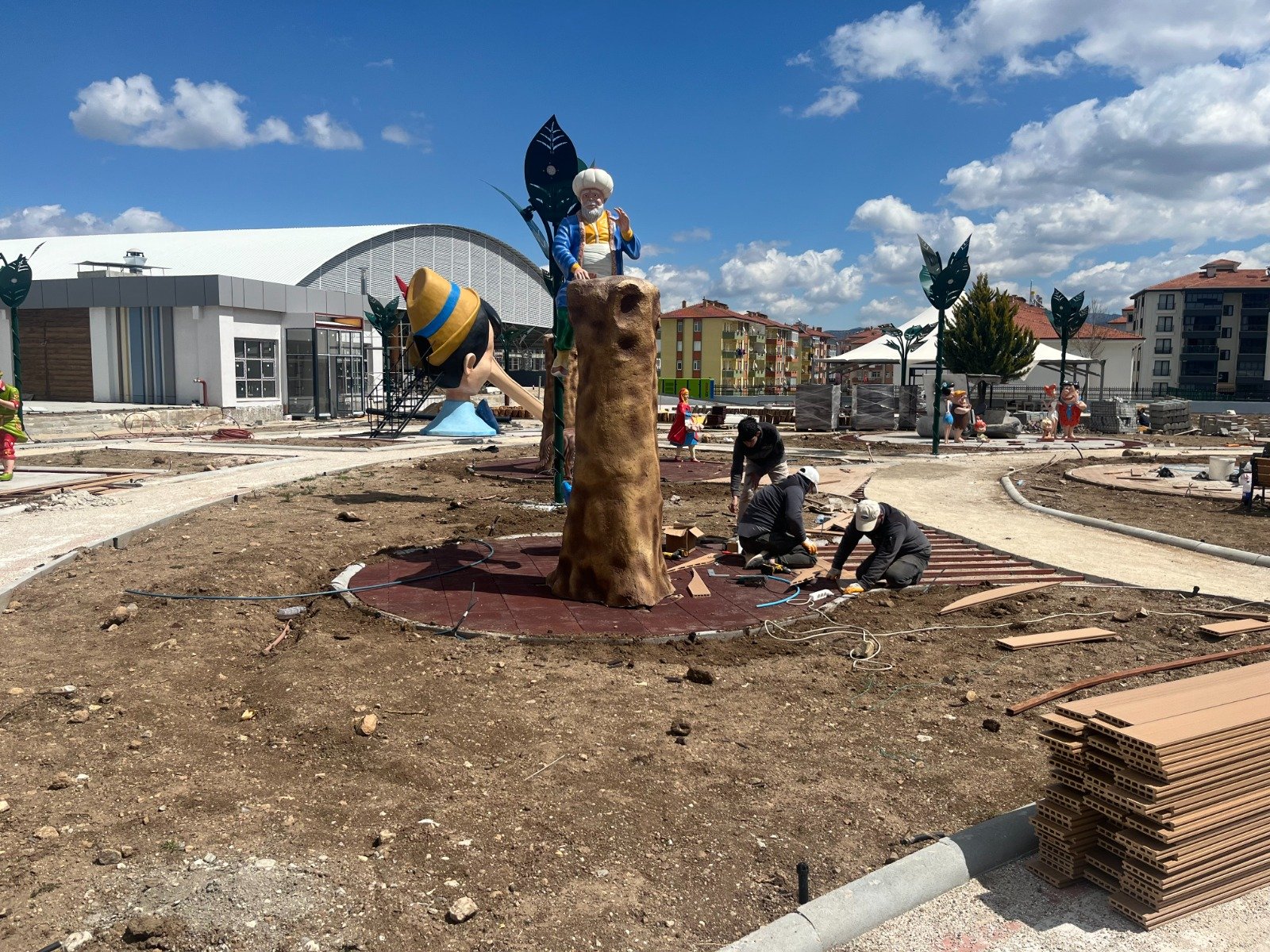 Tomurcuk Masal Parkı (2)