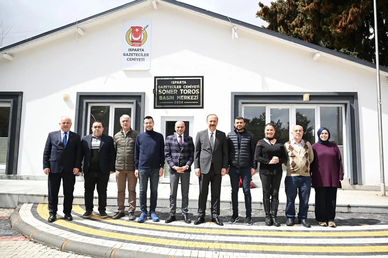 Vali Abdullah Erin Cemiyet Ziyaret (2)