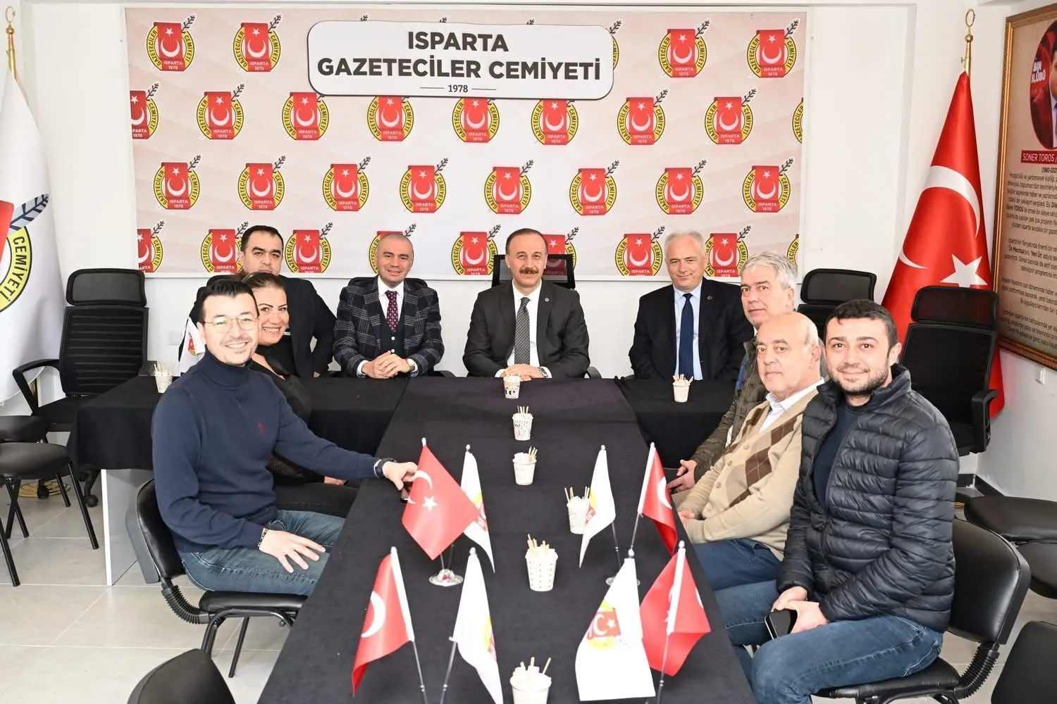 Vali Abdullah Erin Cemiyet Ziyaret (3)