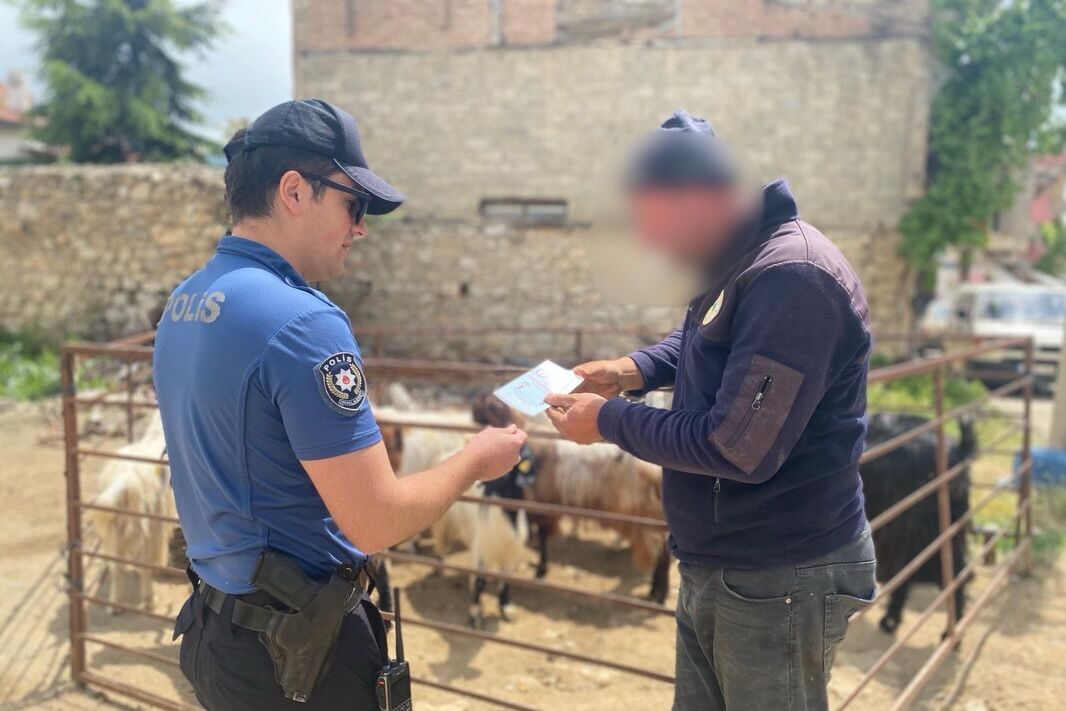 🚨 Bi̇lgi̇lendi̇rme Faali̇yetleri̇ 🚨Kurban Bayramı Öncesinde Vatandaşlarımızın Huzur Ve Güven Ortamı (2)