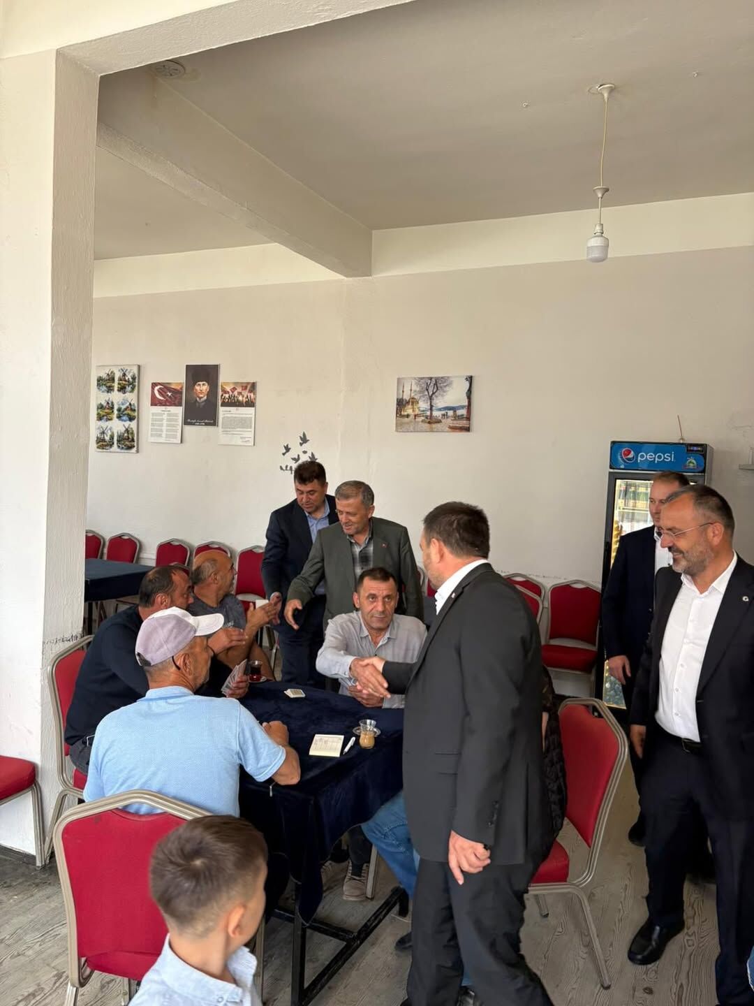 Gelendost Teşkilatımız Ve Kıymetli Hemşehrilerimizle Bayramlaşmamızı Gerçekleştirdik.hayırlı Bay (1)