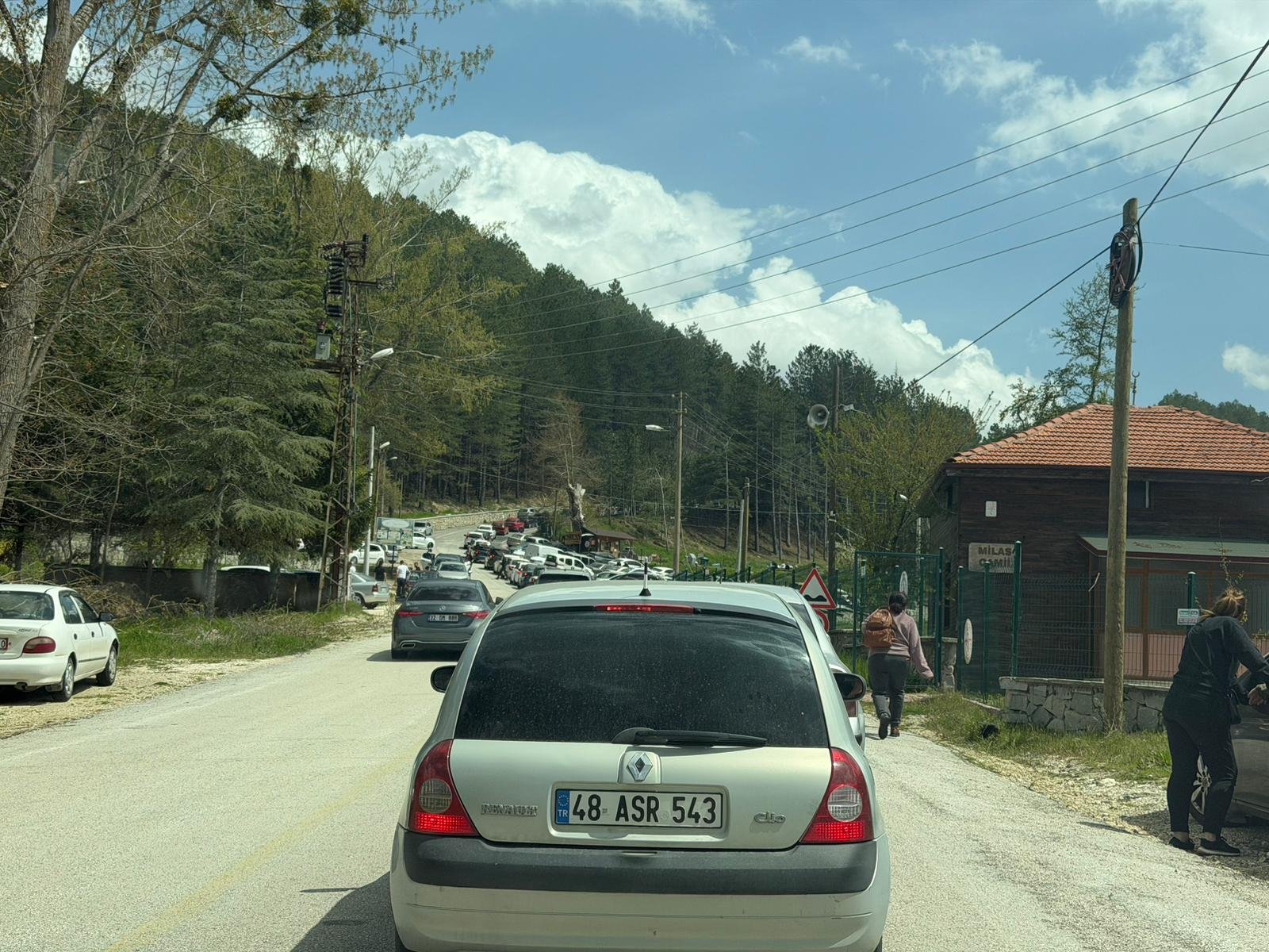 Gölcük Tabiat Parkı Kuyruk (1)