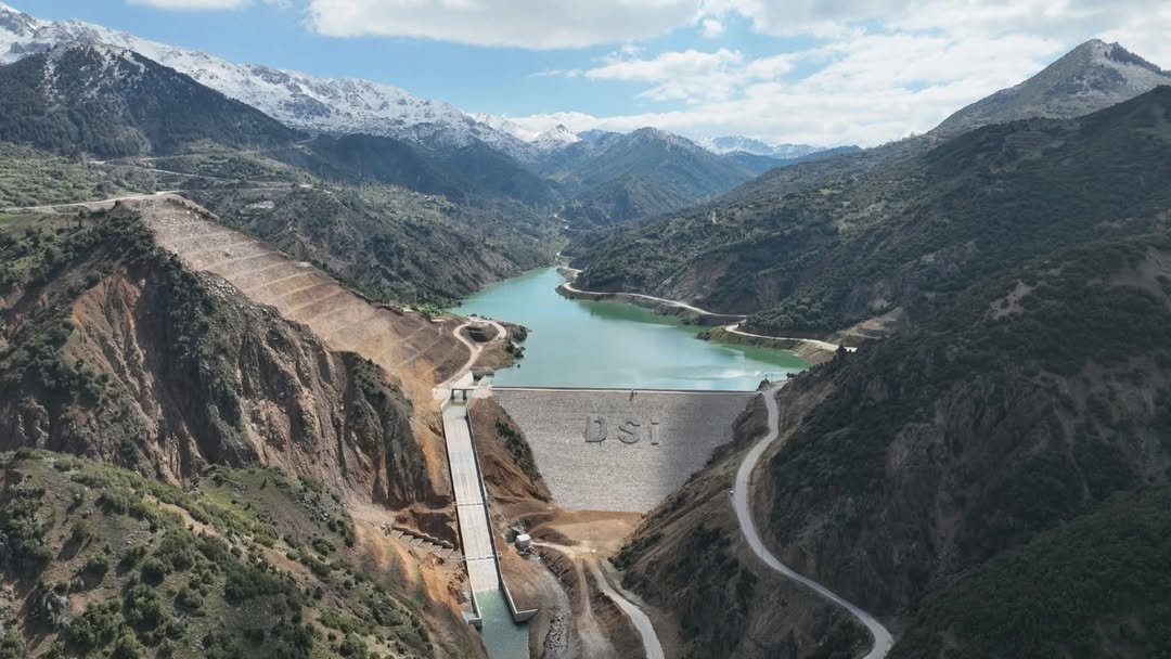 Isparta Darıderesi 2 Barajı Son Yağışların Etkisiyle Tamamen Dolarak Dolusavağı Çalışmaya Başla