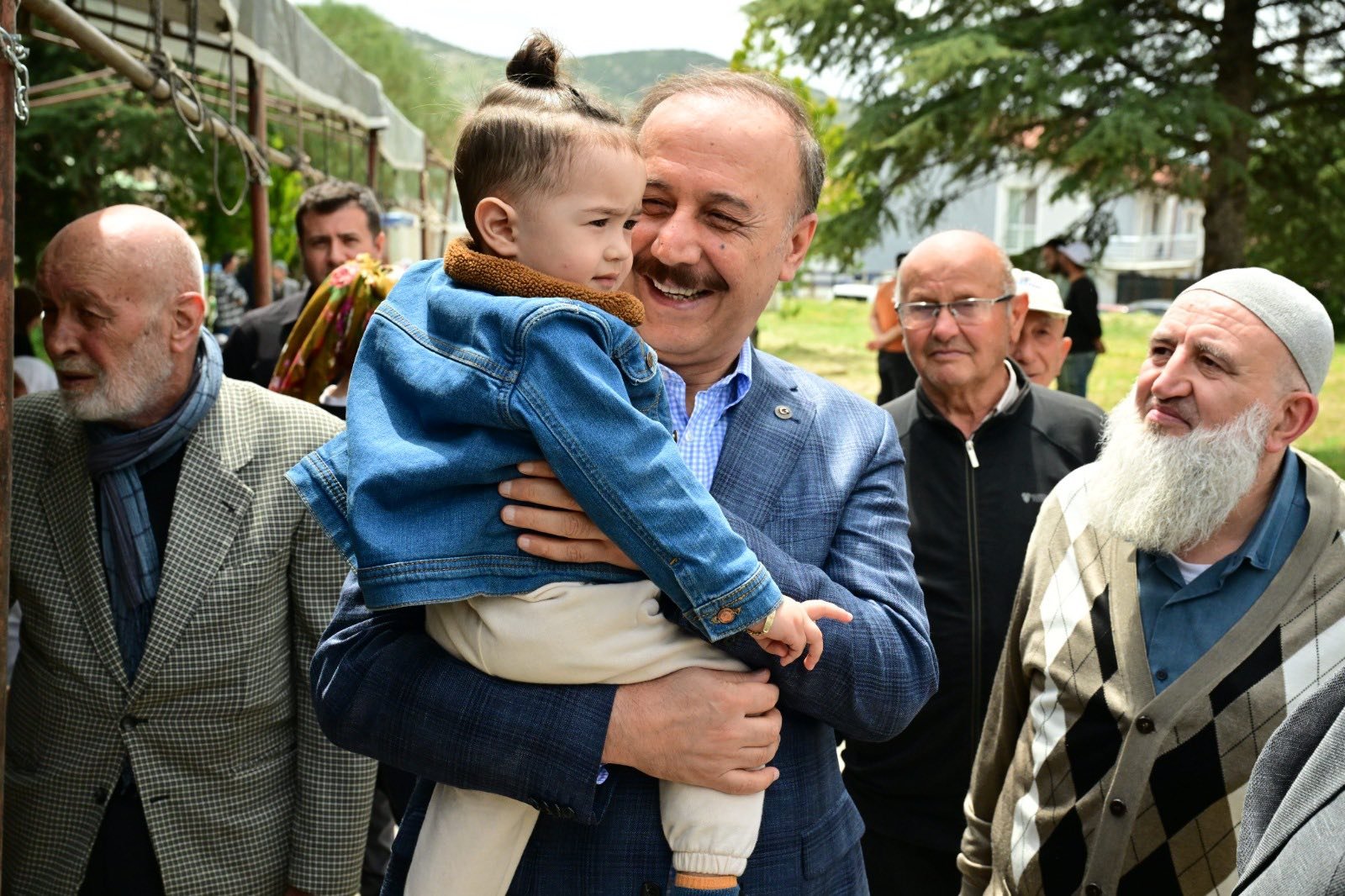 Vali Erin Ziyarett 2 (2)
