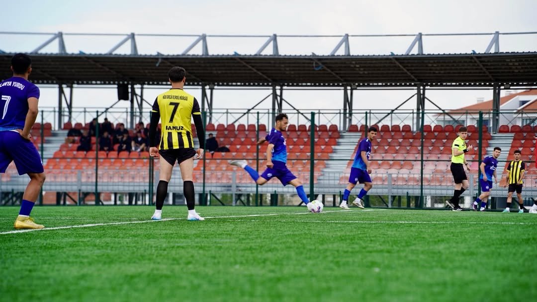 ⚽ Yurtli̇g Futbol Akdeniz Bölge Müsabakaları’nda 1. Gün Tamamlandısahada Sadece Rekabet Değil; Fa (3)
