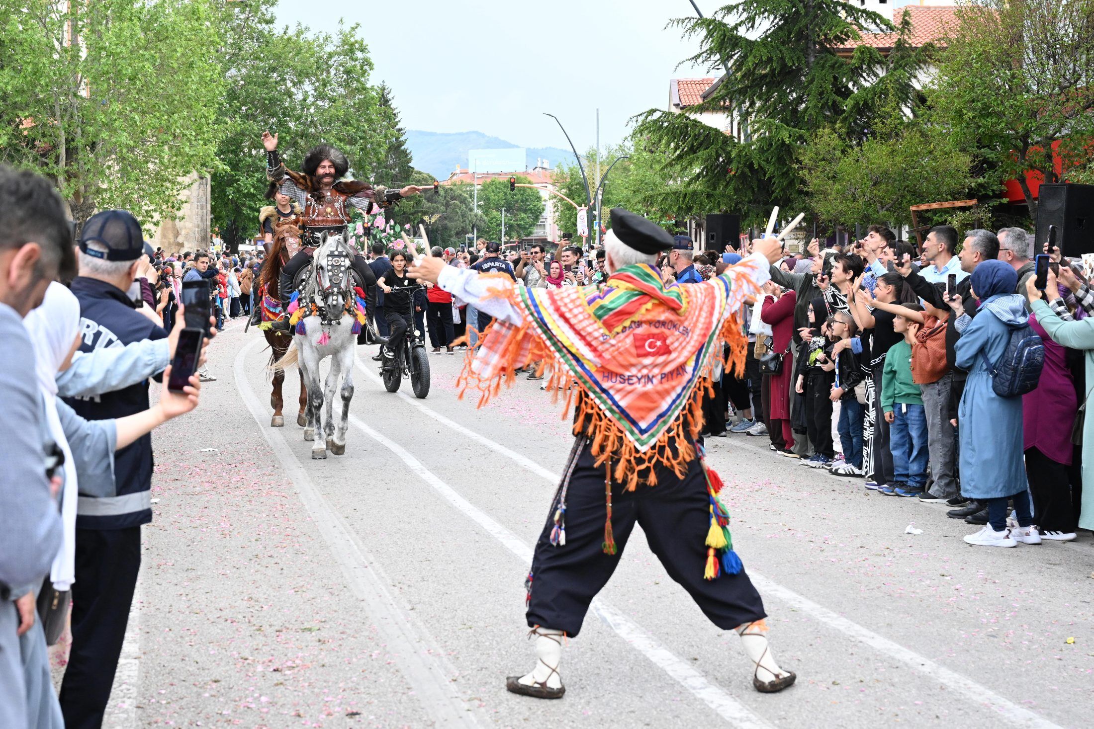 05 06 2026 Gul Festivali Kortej (23)