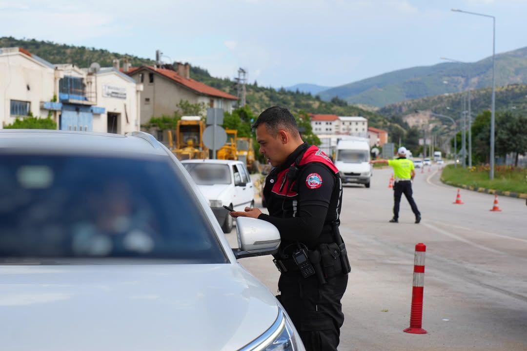🗓 06 07.06.2026 Tarihleri Arasında;📍Sdü Kavşağı 📍Sav Kavşağı📍Gölcük Yolu – 1001 Evleri Kavşa (3)