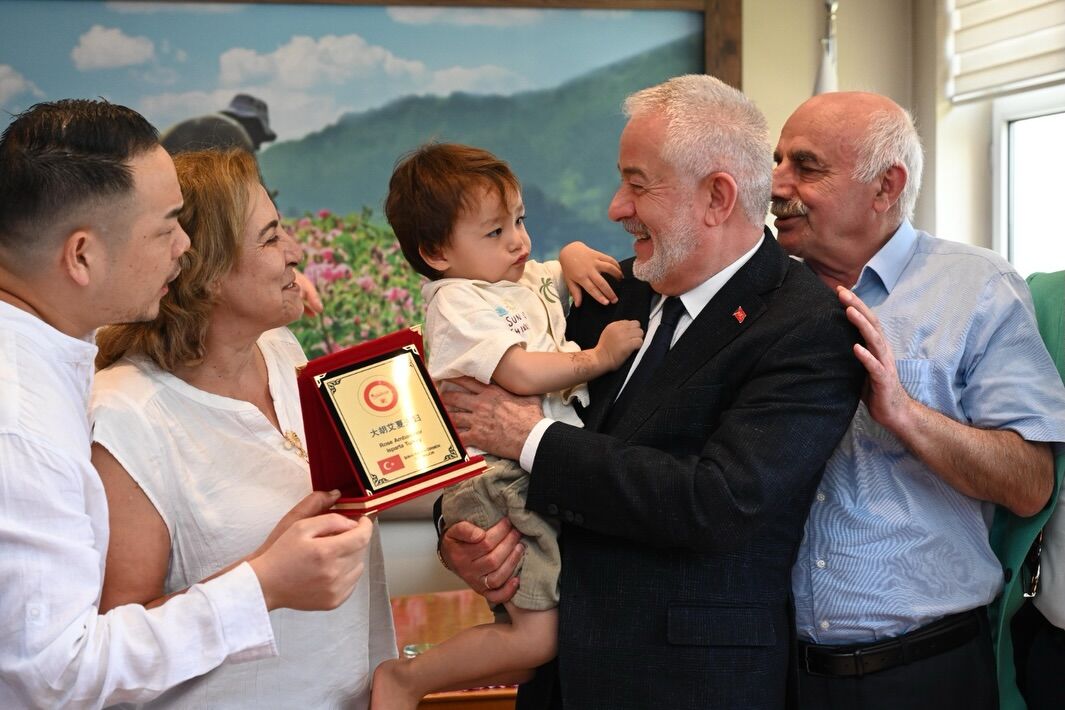 Isparta Uluslararası Gül Festivalimizde Yerli Ve Yabancı Misafirlerimizi Ağırlamaya Devam Ediyor (1)