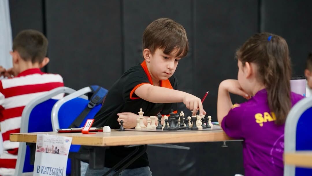 🏆 Isparta’da Elo Heyecanı Başladı♟️🔥 Gençlik Ve Spor İl Müdürlüğümüz Ev Sahipliğinde Düzenlen (4)
