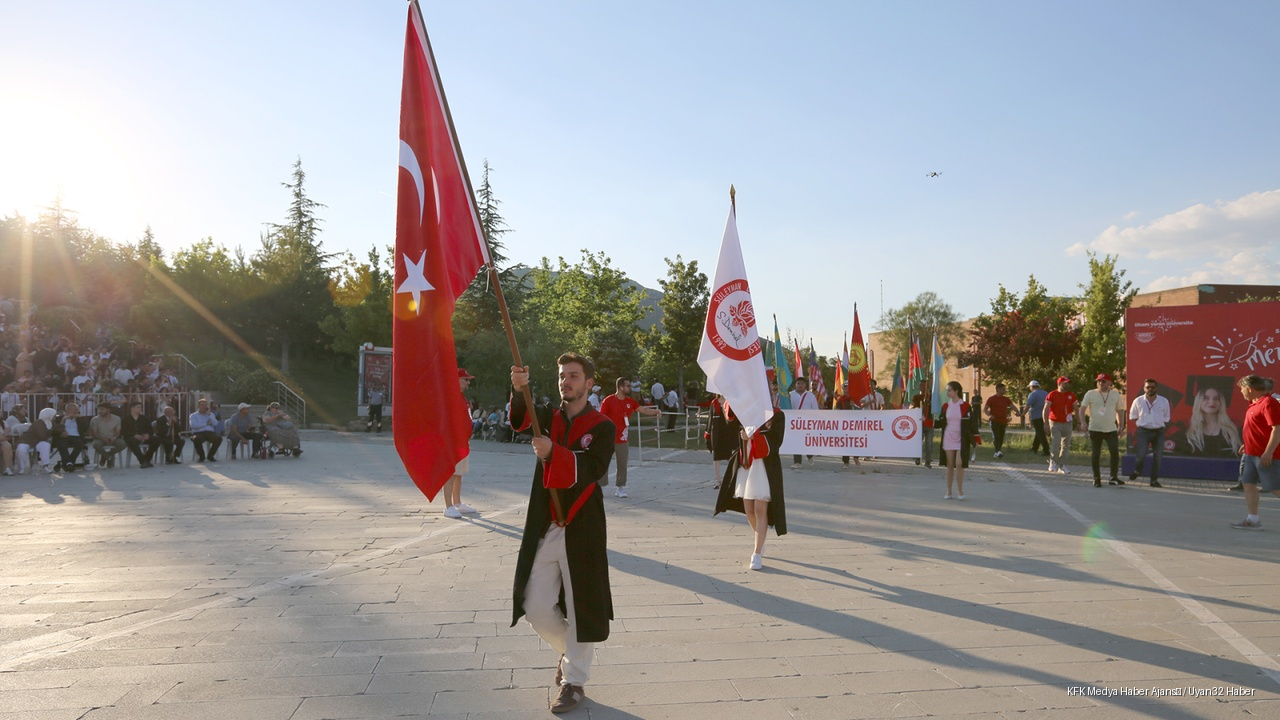 Sdu De Mezuniyet Coskusu Ikinci Gunde De Zirveye Tasindi 2