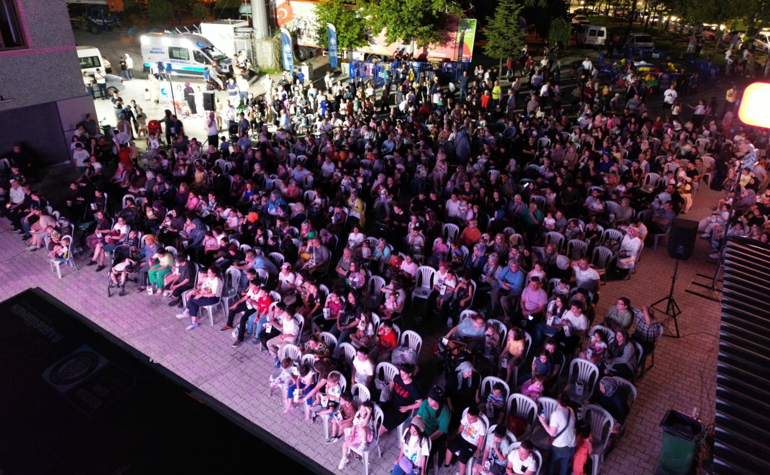 23 07 2026 Yaz Aksami Cocuk Sinemasi Batikent Mahallesi (1)