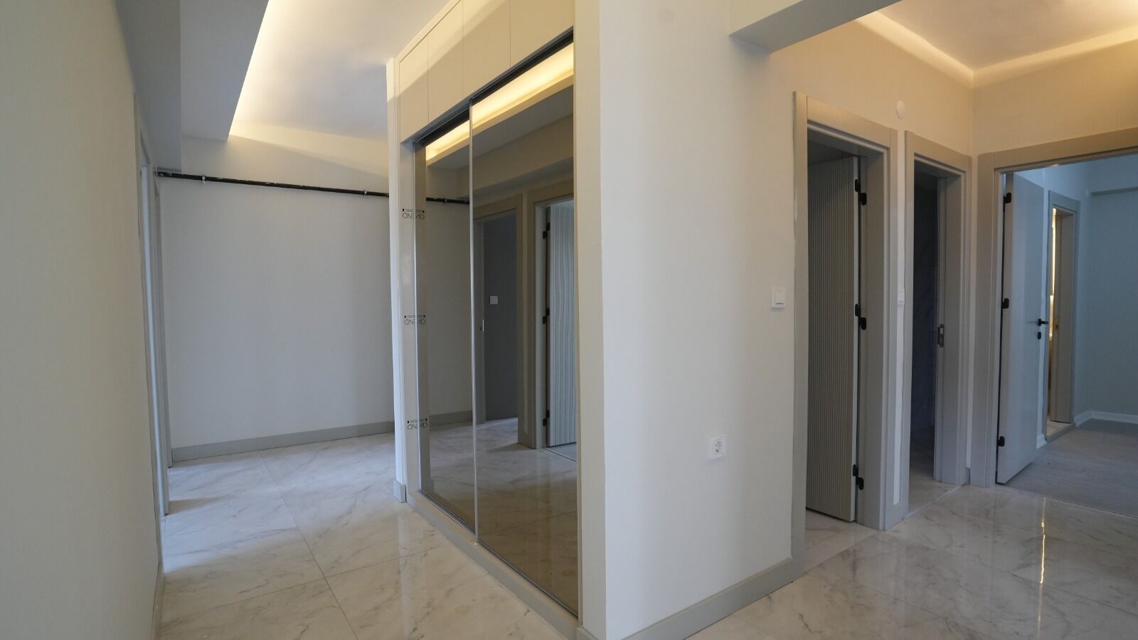 Arya Home 3