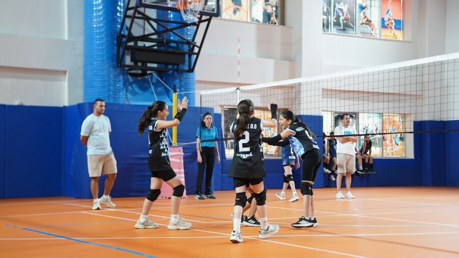 🏐 Filede Heyecan Başladı 🌟Voleybol Kulüplerarası Mini Voleybol Müsabakaları, Çok Amaçlı Spor S (4)