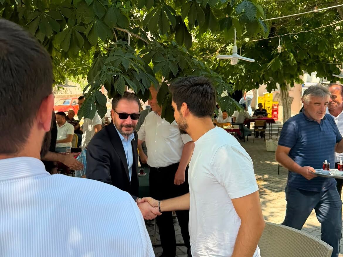 Güleni Şöyle Dursunağlayını Bahtiyarküçük Hacılar Köyümüzün Düzenlediği Aşure Ve Yemek Ikramına (4)