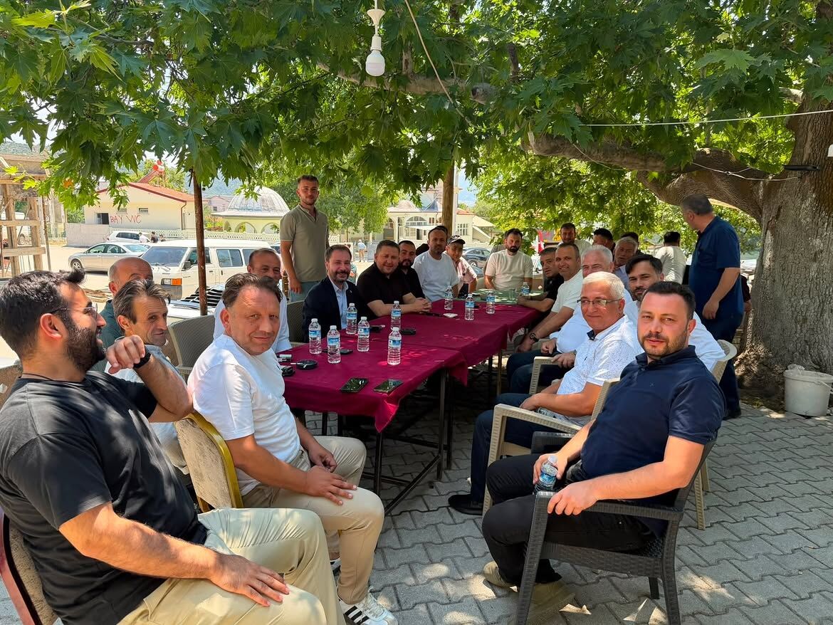 Güleni Şöyle Dursunağlayını Bahtiyarküçük Hacılar Köyümüzün Düzenlediği Aşure Ve Yemek Ikramına