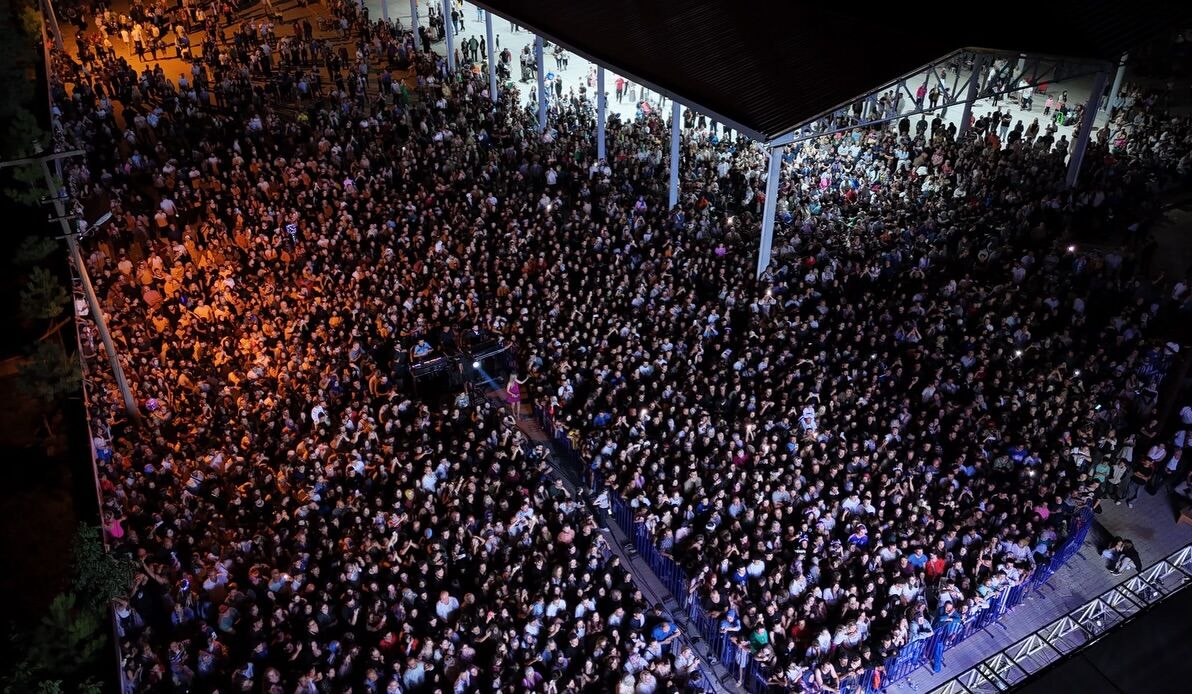 Irem Derici Isparta (9)