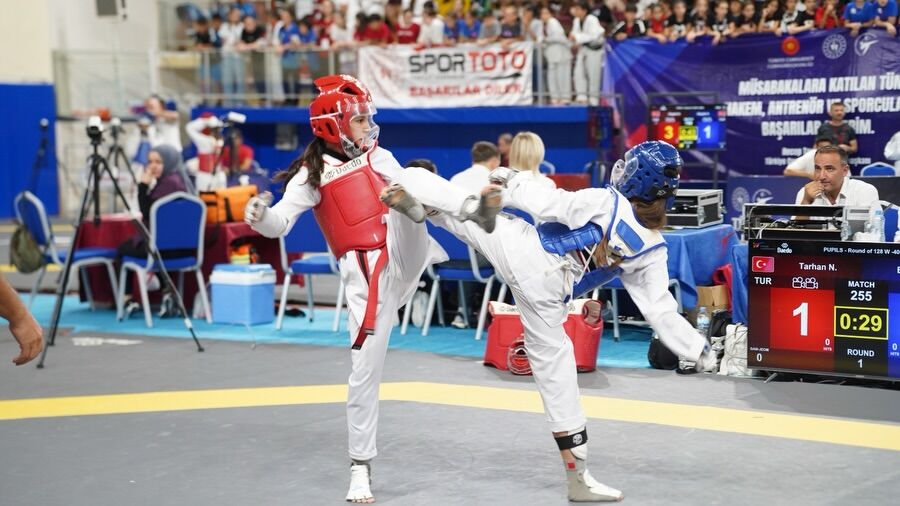 🥋 Isparta’da Taekwondo Şöleni Başladı 🌟İlimizin Ev Sahipliğinde Düzenlenen Batı Grubu Türkiye (3)