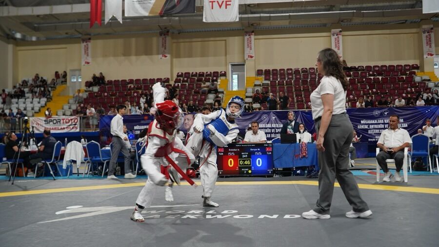 🥋 Isparta’da Taekwondo Şöleni Sona Erdi 🌟İlimizin Ev Sahipliğinde 4 Gün Boyunca Dopdolu Tribün (4)