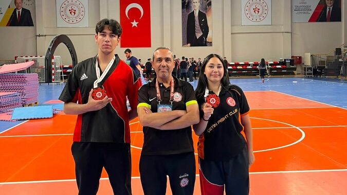 🥋 Isparta’nın Gururu Kick Boks Şampiyonlarımız 🌟Kick Boks Branşında Katıldıkları Türkiye Şampi (4)
