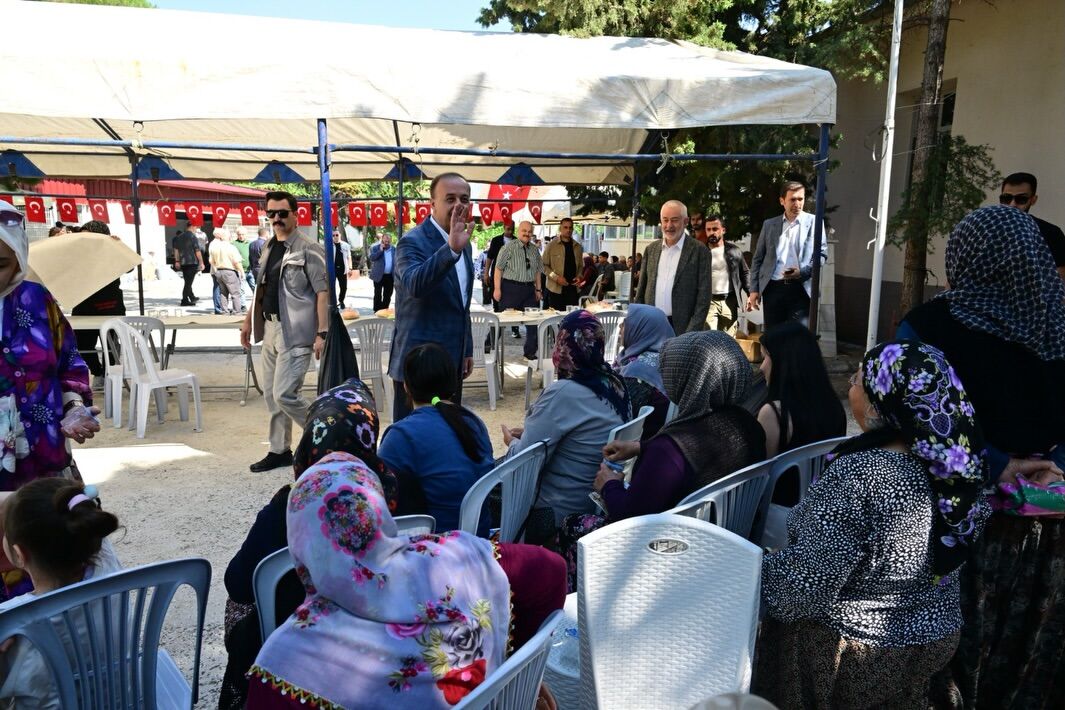 Koçtepe Köyümüzde Düzenlenen “Dayanışma Ve Kaynaşma Yemeği” Programında Kıymetli Hemşehrilerimiz (4)