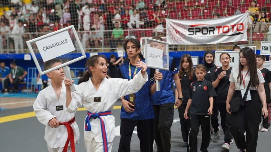🥋 Minikler Taekwondo Şampiyonası’nda Görkemli Seremoni 🌟İlimizin Ev Sahipliğinde Düzenlenen Mi (5)