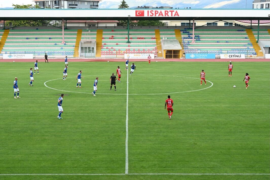 Sahip Olduğu Rakımı Ve Temiz Havasıyla Önemli Bir Spor Merkezi Olan Isparta’mız Ve Davraz’ımız F (3)