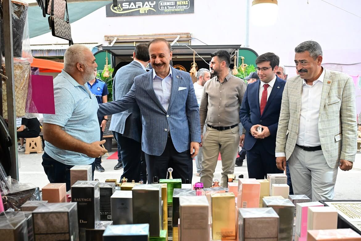 Şarkikaraağaç Ilçemizde Düzenlenen Geleneksel Kızıldağ Helva Bayramı Kültür Ve Sanat Festivalin (3)