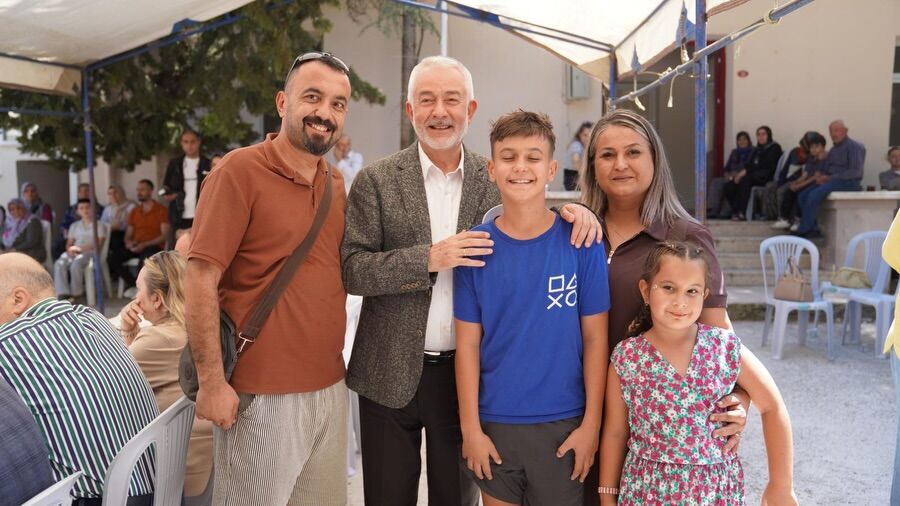 Sayın Valimiz Abdullah Erin Ile Birlikte Koçyiğit Köyümüzde Gelenekselleşen Yemek Programına Kat (4)