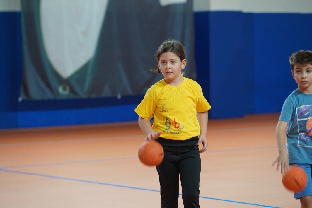 🤾 ♂️ Parkenin Hakimleri Yetişiyorgsb Yaz Spor Okulları Kapsamında Hentbol Branşımızda Antrenman (1)