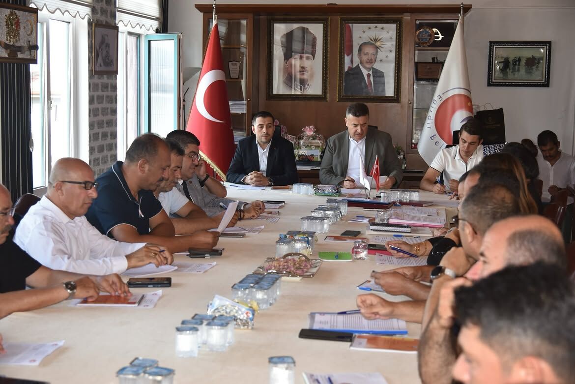 Eği̇rdi̇r Beledi̇yesi̇ Eylül Ayi Mecli̇s Toplantisini Gerçekleşti̇rdi̇eğirdir Belediyesi Eylül Ayı Olağ (2)