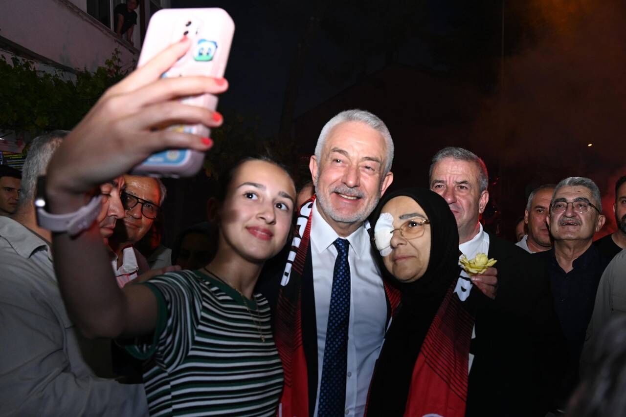 Vatandas Soruyor Baskan Cevapliyor Emre Mahallesi 9