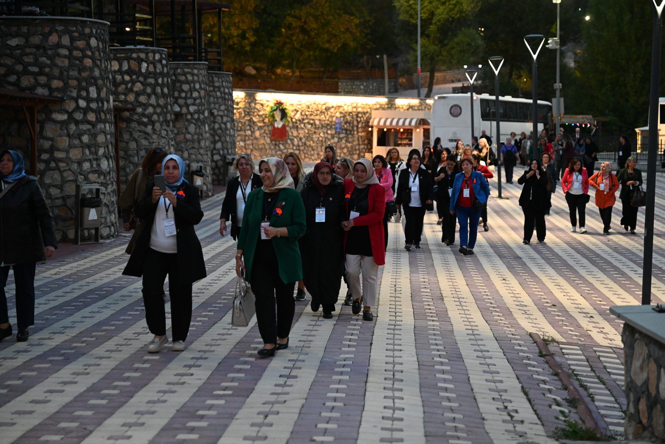 08 10 2026 Kadin Muhtarlar Belediye Yatirim Gezi (10)